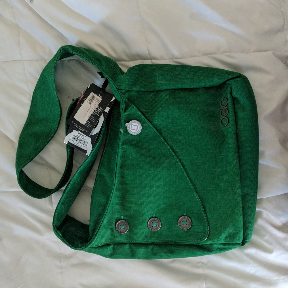 OGIO Brooklyn Tablet Bag in Emerald